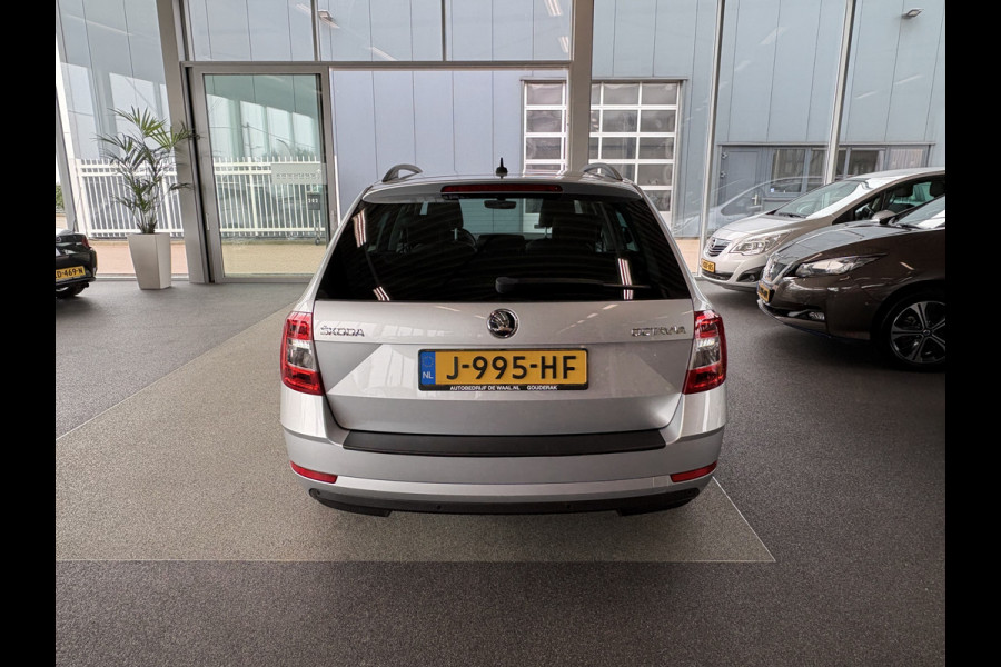 Škoda Octavia Combi 1.0 TSi 115pk Business Edition LEDER/NAVI/CARPLAY/CRUISE/PDC/WINTERPACK