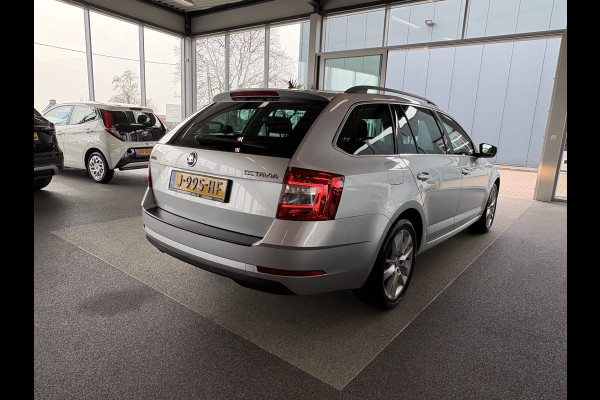 Škoda Octavia Combi 1.0 TSi 115pk Business Edition LEDER/NAVI/CARPLAY/CRUISE/PDC/WINTERPACK