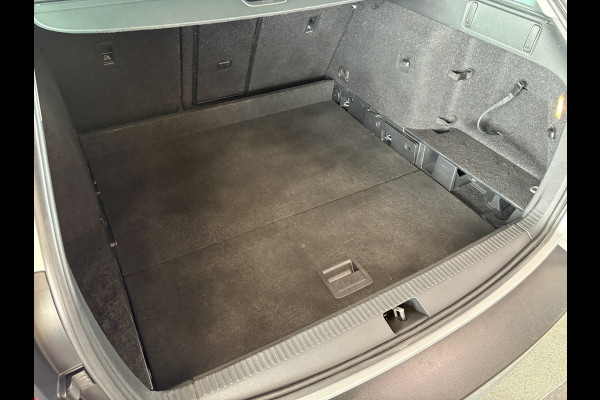 Škoda Octavia Combi 1.0 TSi 115pk Business Edition LEDER/NAVI/CARPLAY/CRUISE/PDC/WINTERPACK