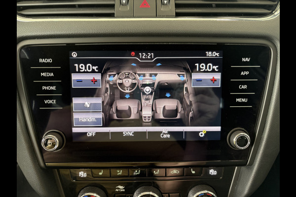 Škoda Octavia Combi 1.0 TSi 115pk Business Edition LEDER/NAVI/CARPLAY/CRUISE/PDC/WINTERPACK