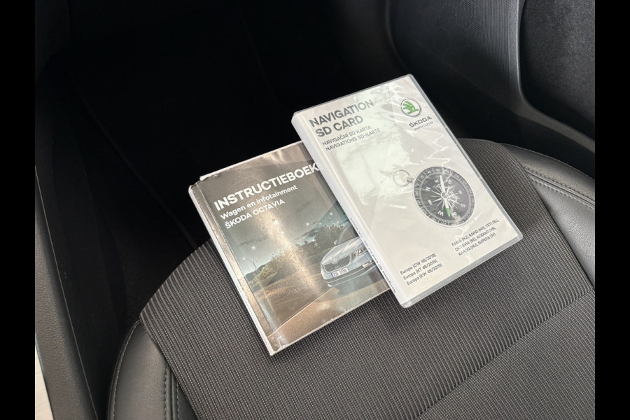 Škoda Octavia Combi 1.0 TSi 115pk Business Edition LEDER/NAVI/CARPLAY/CRUISE/PDC/WINTERPACK