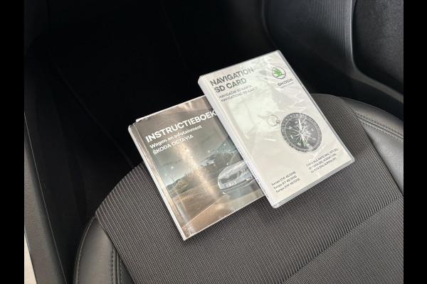 Škoda Octavia Combi 1.0 TSi 115pk Business Edition LEDER/NAVI/CARPLAY/CRUISE/PDC/WINTERPACK