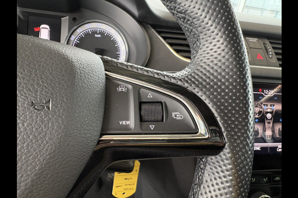 Škoda Octavia Combi 1.0 TSi 115pk Business Edition LEDER/NAVI/CARPLAY/CRUISE/PDC/WINTERPACK