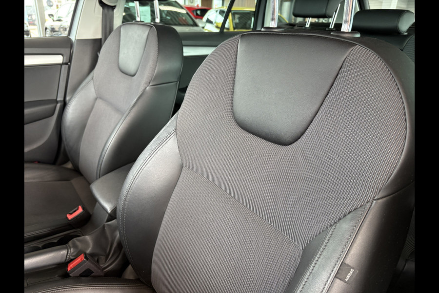 Škoda Octavia Combi 1.0 TSi 115pk Business Edition LEDER/NAVI/CARPLAY/CRUISE/PDC/WINTERPACK