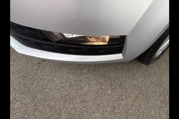 Škoda Octavia Combi 1.0 TSi 115pk Business Edition LEDER/NAVI/CARPLAY/CRUISE/PDC/WINTERPACK