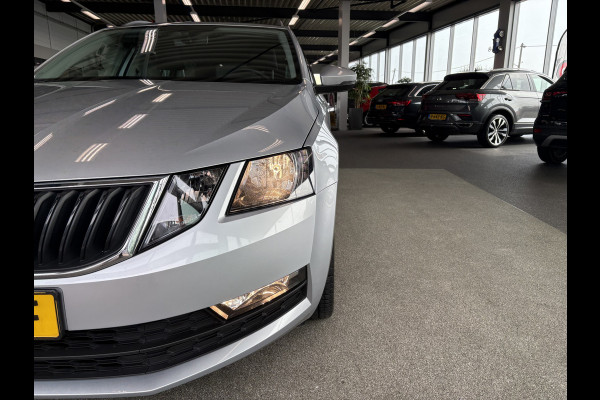 Škoda Octavia Combi 1.0 TSi 115pk Business Edition LEDER/NAVI/CARPLAY/CRUISE/PDC/WINTERPACK