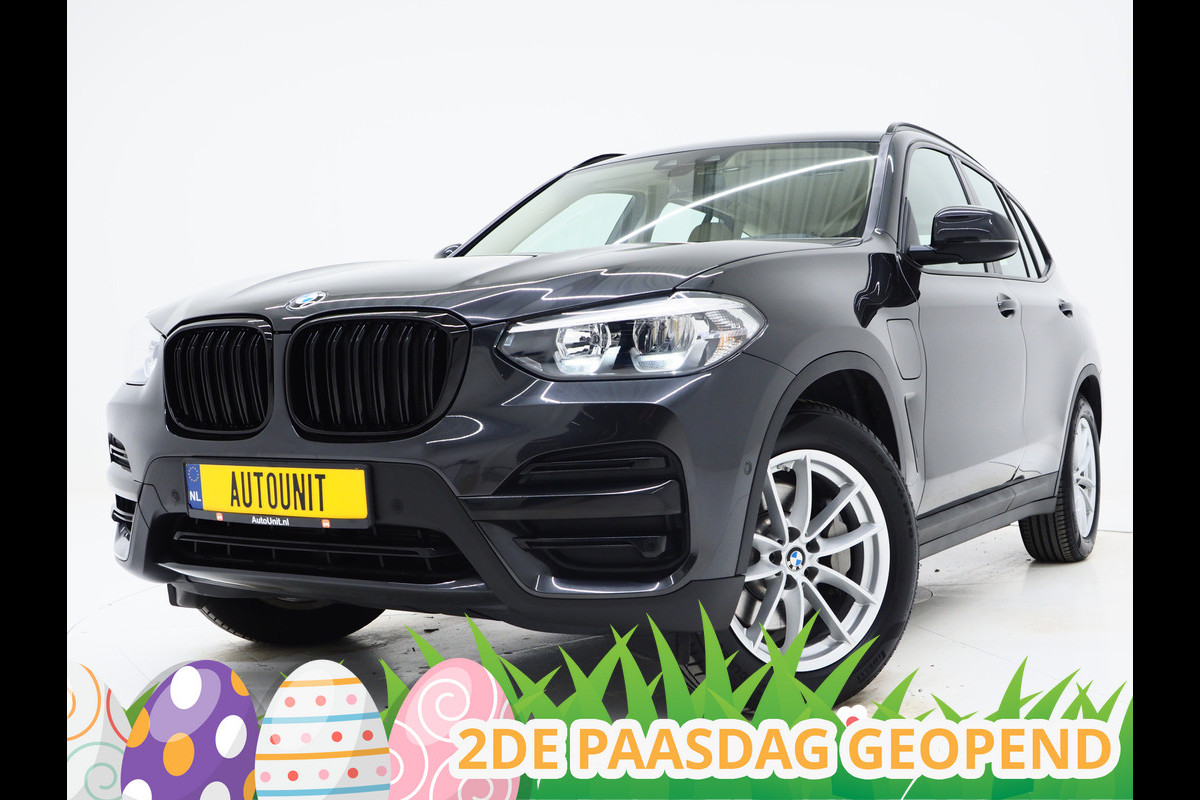 BMW X3 xDrive30e 292PK | Sportstoelen | Leder | Trekhaak | Camera | Virtual | Stoelverwarming | DAB | Carplay
