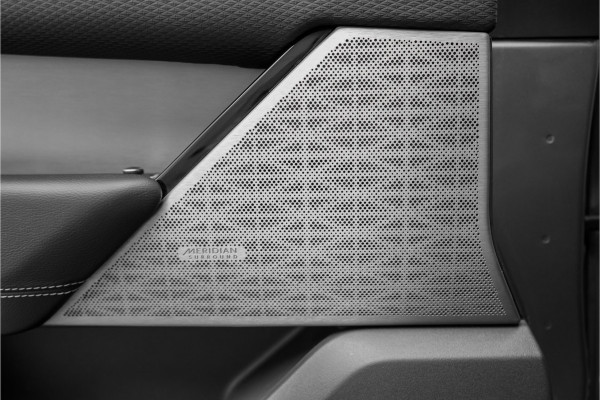 Land Rover Range Rover Velar 2.0 P300 Turbo AWD R-Dynamic HSE Pano ACC Luchtvering Leder LED 21"