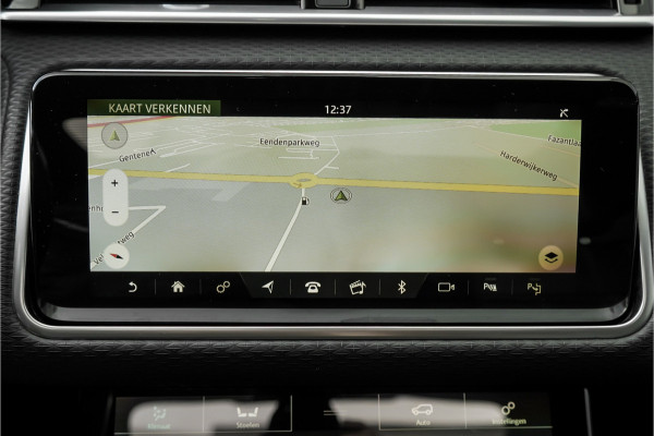 Land Rover Range Rover Velar 2.0 P300 Turbo AWD R-Dynamic HSE Pano ACC Luchtvering Leder LED 21"
