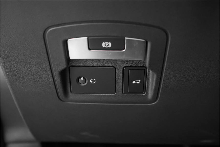 Land Rover Range Rover Velar 2.0 P300 Turbo AWD R-Dynamic HSE Pano ACC Luchtvering Leder LED 21"