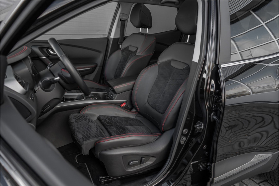 Renault Kadjar 1.3 TCe Black Edition Pano Stoelverw Bose Voorruit Verw 19"