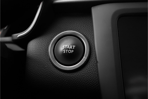Renault Kadjar 1.3 TCe Black Edition Pano Stoelverw Bose Voorruit Verw 19"
