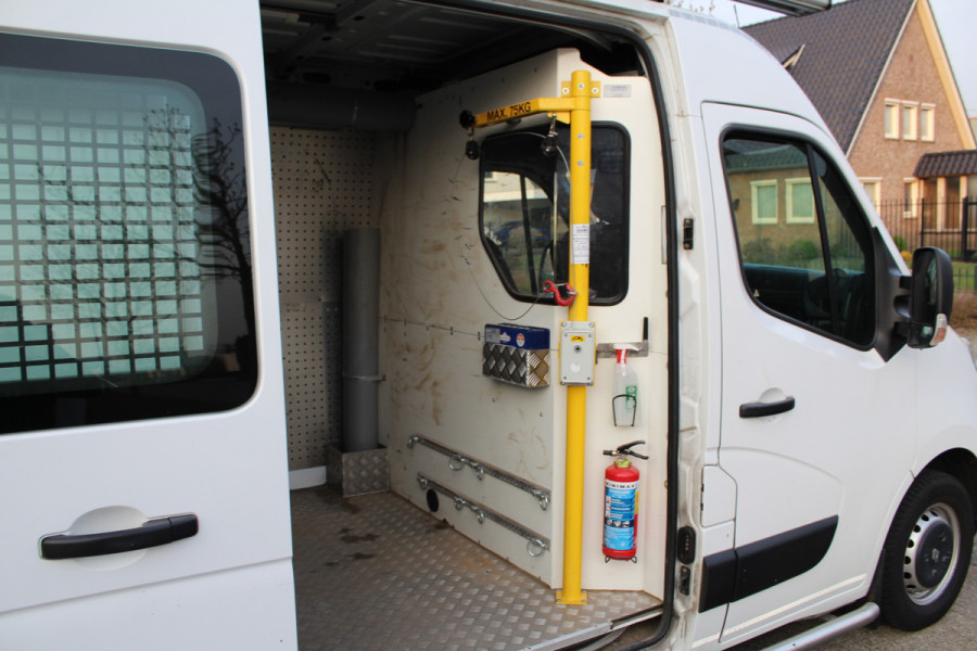 Renault Master T35 2.3 dCi 130PK Euro6 L2H2 ✓ Trekhaak 2500KG ✓ Imperiaal ✓ airco