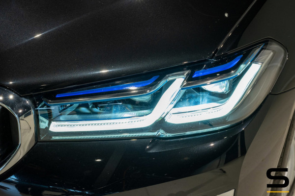 BMW 5 Serie Touring 530e xDrive Business Edition Plus|1eig