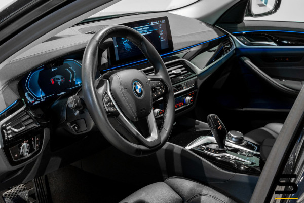BMW 5 Serie Touring 530e xDrive Business Edition Plus|1eig