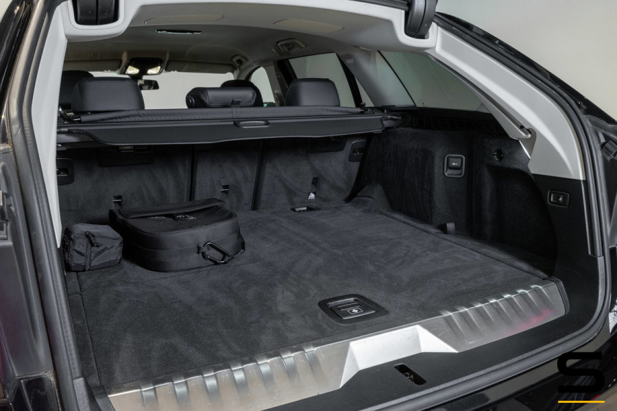 BMW 5 Serie Touring 530e xDrive Business Edition Plus|1eig