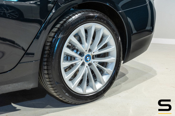 BMW 5 Serie Touring 530e xDrive Business Edition Plus|1eig