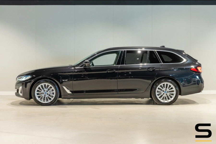 BMW 5 Serie Touring 530e xDrive Business Edition Plus|1eig