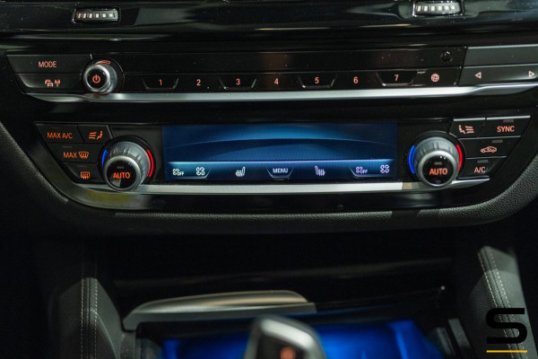 BMW 5 Serie Touring 530e xDrive Business Edition Plus|1eig