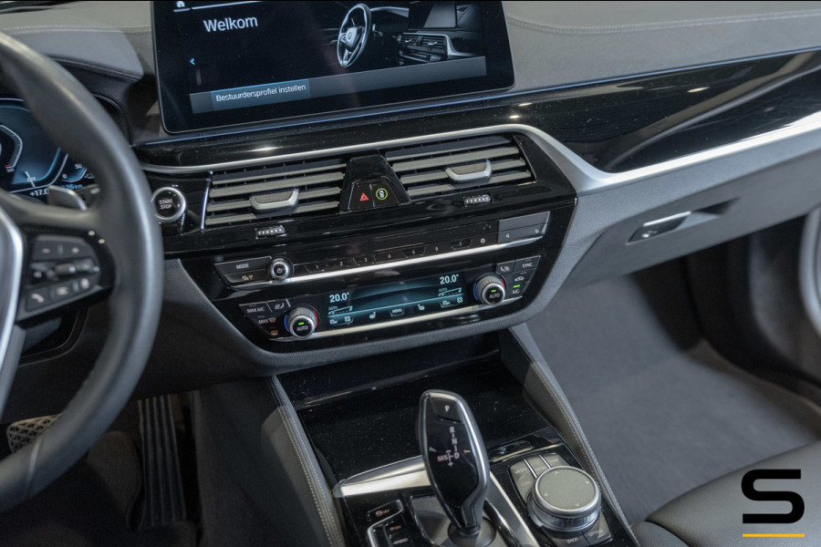 BMW 5 Serie Touring 530e xDrive Business Edition Plus|1eig