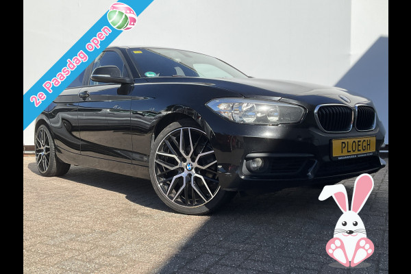 BMW 1-serie 118i Executive Stoelverwarming AudioNavi Parksystem