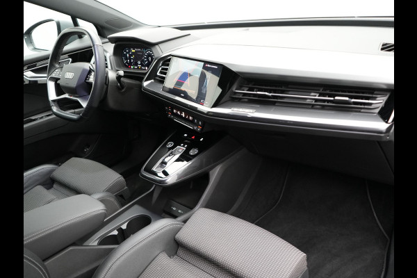 Audi Q4 e-tron Sportback 35 S edition 55 kWh 2 x S-Line INCL BTW | Adaptive Cruise | Camera | Sportstoelen Verwarmd | 20"L.M | Apple Carplay | Parkassist | Virtual | El. Achterklep |