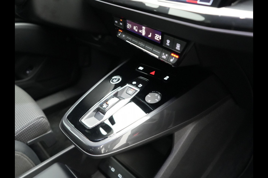 Audi Q4 e-tron Sportback 35 S edition 55 kWh 2 x S-Line INCL BTW | Adaptive Cruise | Camera | Sportstoelen Verwarmd | 20"L.M | Apple Carplay | Parkassist | Virtual | El. Achterklep |