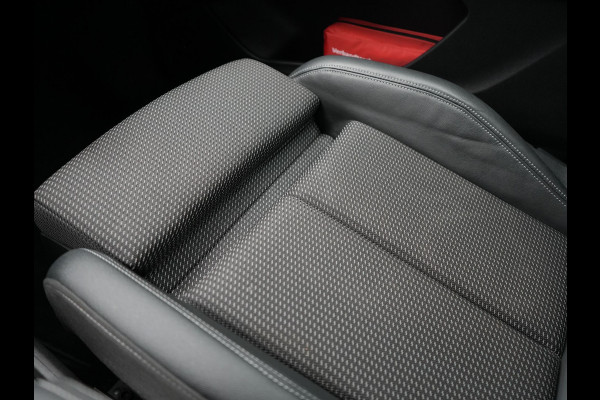 Audi Q4 e-tron Sportback 35 S edition 55 kWh 2 x S-Line INCL BTW | Adaptive Cruise | Camera | Sportstoelen Verwarmd | 20"L.M | Apple Carplay | Parkassist | Virtual | El. Achterklep |