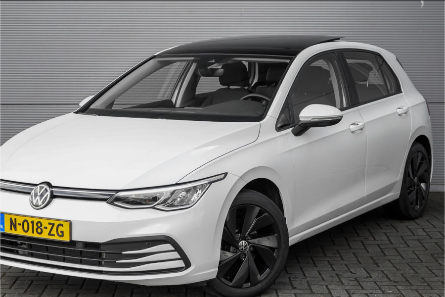 Volkswagen Golf 1.5 eTSI Pano Virtual Dash Camera ACC