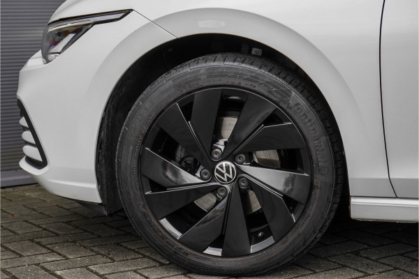 Volkswagen Golf 1.5 eTSI Pano Virtual Dash Camera ACC