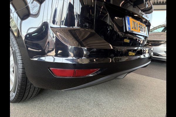 Volkswagen Touran 1.5 TSi 150pk Highline 7-persoons NAVI/CARPLAY/CLIMA/ADAPT.CRUISE/PDC/STOELVERWARMING