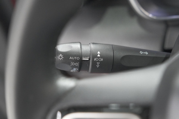 Citroën C3 Aircross PureTech 110 Feel | Trekhaak | Camera | Apple Carplay