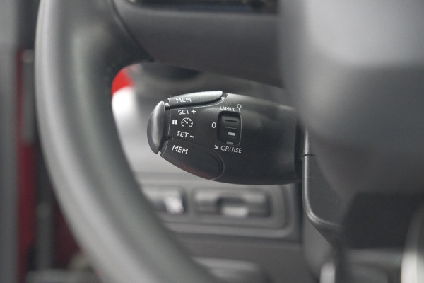 Citroën C3 Aircross PureTech 110 Feel | Trekhaak | Camera | Apple Carplay