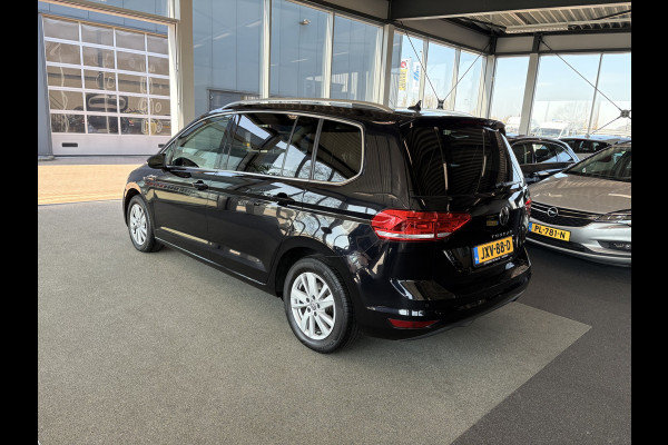 Volkswagen Touran 1.5 TSi 150pk Highline 7-persoons NAVI/CARPLAY/CLIMA/ADAPT.CRUISE/PDC/STOELVERWARMING
