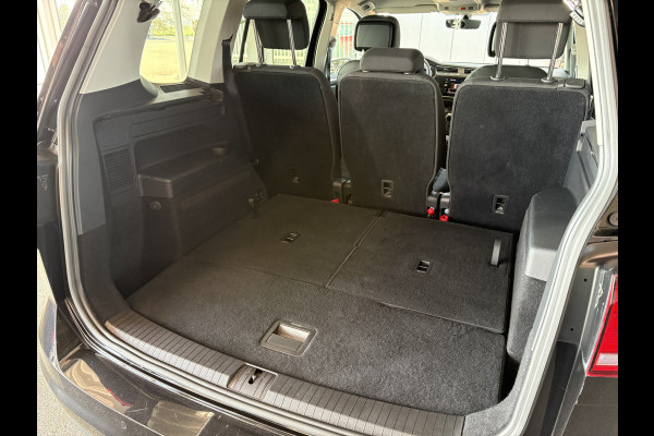 Volkswagen Touran 1.5 TSi 150pk Highline 7-persoons NAVI/CARPLAY/CLIMA/ADAPT.CRUISE/PDC/STOELVERWARMING