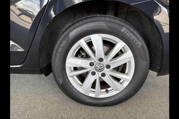 Volkswagen Touran 1.5 TSi 150pk Highline 7-persoons NAVI/CARPLAY/CLIMA/ADAPT.CRUISE/PDC/STOELVERWARMING