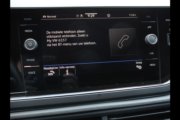 Volkswagen Polo 1.0 TSI 70kW DSG R-Line Design Pack | iQ light | Navigatie | Apple Carplay/Android Auto | Camera | Climate Control | Adaptive Cruise Control | Lichtmetalen velgen | Led | Parkeer sensoren