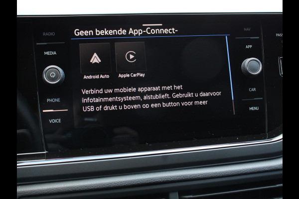 Volkswagen Polo 1.0 TSI 70kW DSG R-Line Design Pack | iQ light | Navigatie | Apple Carplay/Android Auto | Camera | Climate Control | Adaptive Cruise Control | Lichtmetalen velgen | Led | Parkeer sensoren