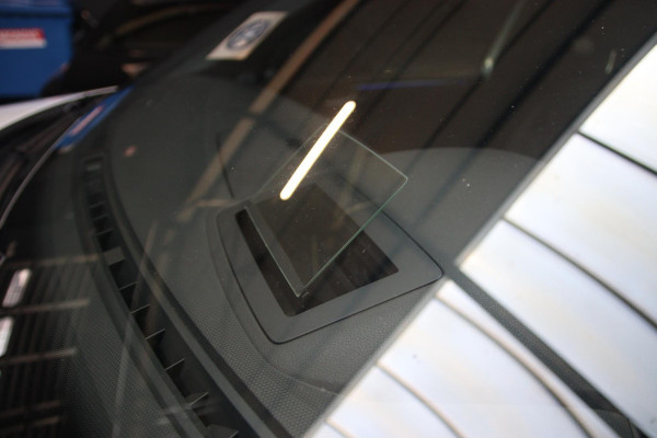 Volkswagen Tiguan 2.0 TSI 4Motion 3x R-line PANO-HUD-IQ LED-TREKHAAK