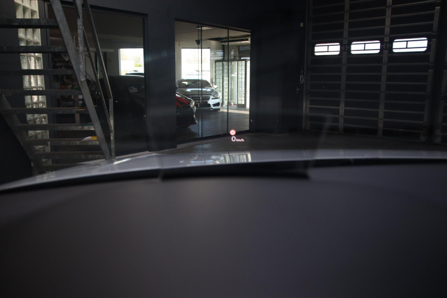 Volkswagen Tiguan 2.0 TSI 4Motion 3x R-line PANO-HUD-IQ LED-TREKHAAK