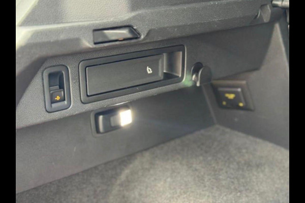 Volkswagen Tiguan 2.0 TSI 4Motion 3x R-line PANO-HUD-IQ LED-TREKHAAK