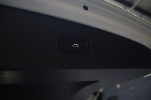 Volkswagen Tiguan 2.0 TSI 4Motion 3x R-line PANO-HUD-IQ LED-TREKHAAK