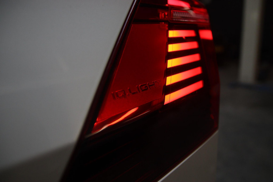 Volkswagen Tiguan 2.0 TSI 4Motion 3x R-line PANO-HUD-IQ LED-TREKHAAK