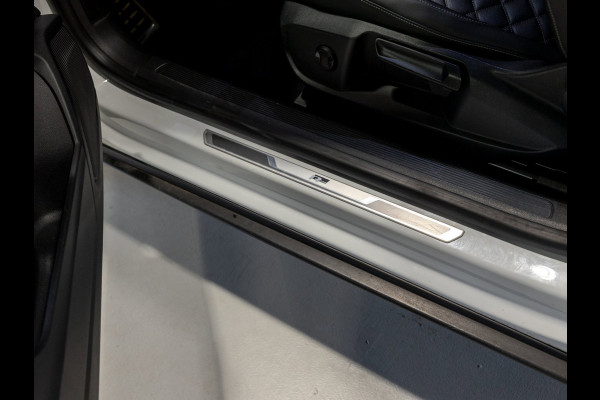 Volkswagen T-Roc Cabrio 1.5 TSI R-Line / 150pk / Beats / Leder / Stoelverwarming / Dodehoek herkenning /