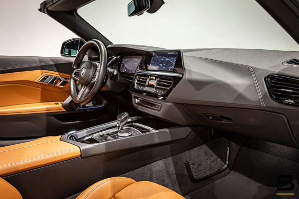 BMW Z4 Roadster SDrive20i High Executive|M-sport|H&K|HUD