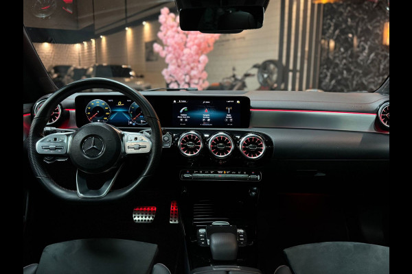 Mercedes-Benz CLA-Klasse Shooting Brake 250 e|PANO|STOELVER|AUTO|AMGLINE
