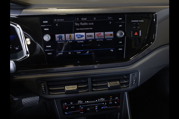 Volkswagen Taigo 1.5 TSI Style / 150pk / Trekhaak / Stoelverwarming / Achteruitrij camera /