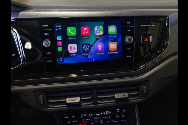 Volkswagen Taigo 1.5 TSI Style / 150pk / Trekhaak / Stoelverwarming / Achteruitrij camera /