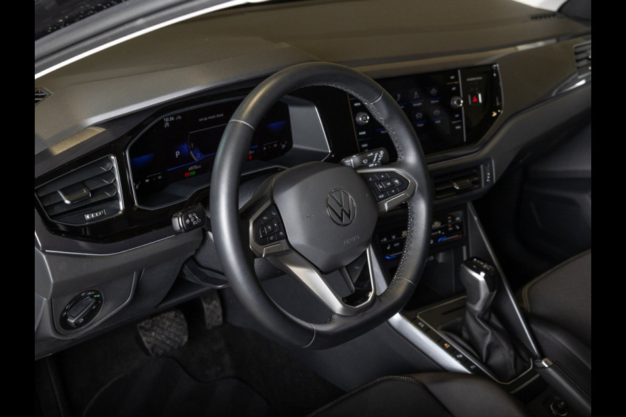 Volkswagen Taigo 1.5 TSI Style / 150pk / Trekhaak / Stoelverwarming / Achteruitrij camera /