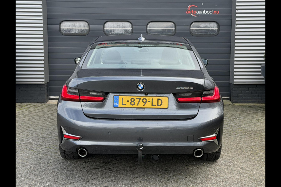 BMW 3-serie 330e | 360* Camera | Navigatie | Lederen Bekleding | DAB | Trekhaak |